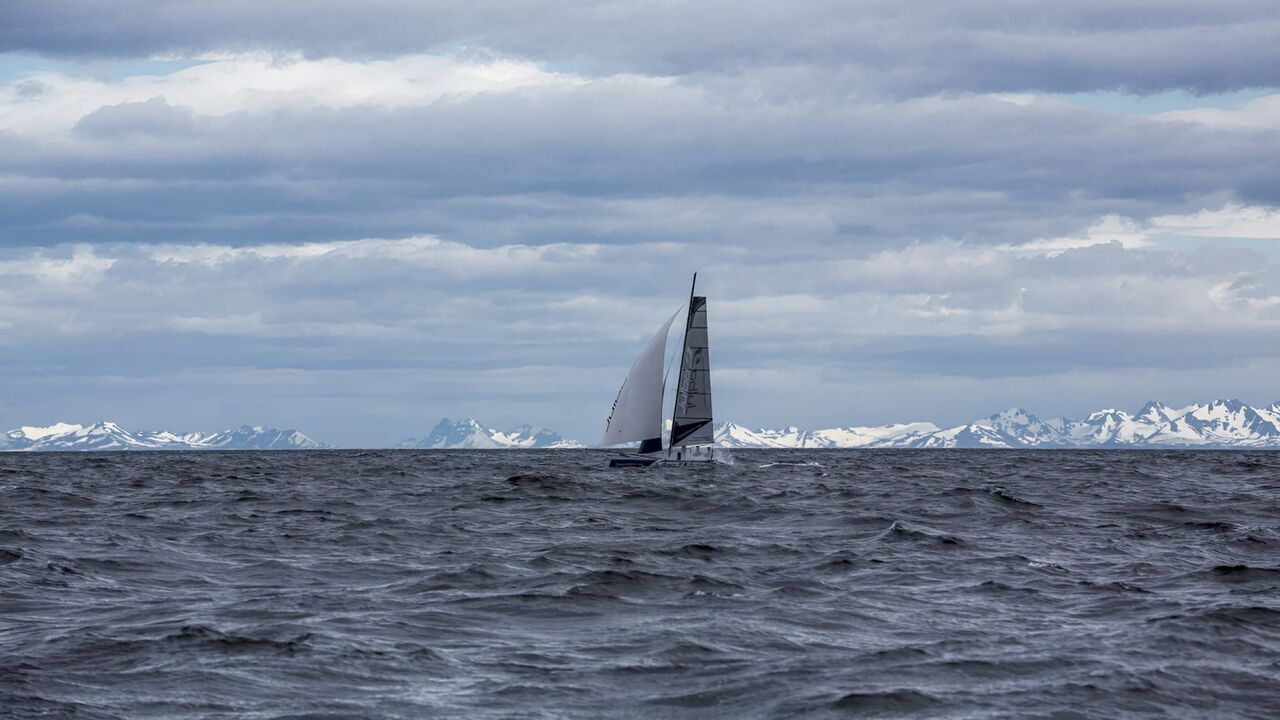 Julbo Sail Session — Nautical Channel 05:30