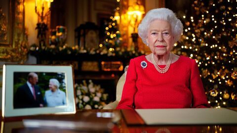 Elisabeth II : 70 ans de règne, de scandales et de secrets