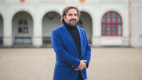 Château ! — France 3 04:15