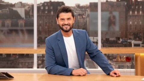 Bonjour ! Avec vous