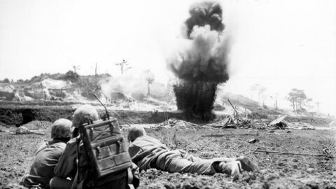 L'enfer de la bataille d'Okinawa — RMC Découverte 23:55