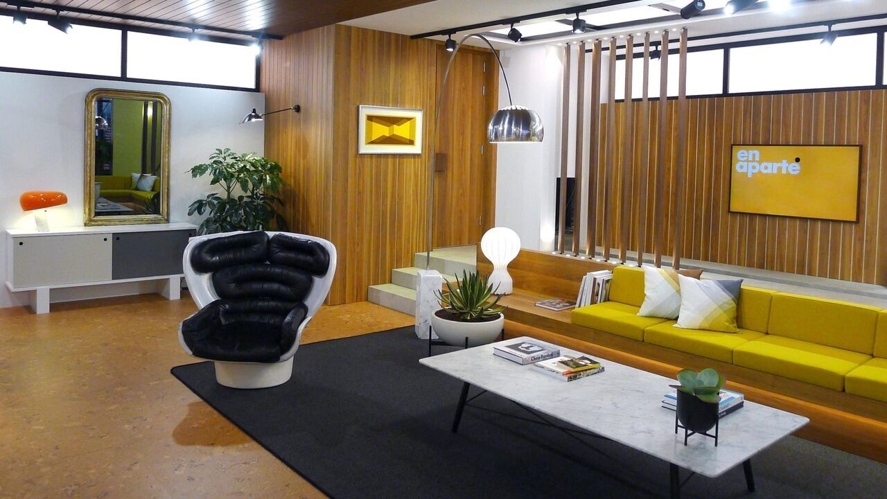 En aparté — Canal+ 06:36