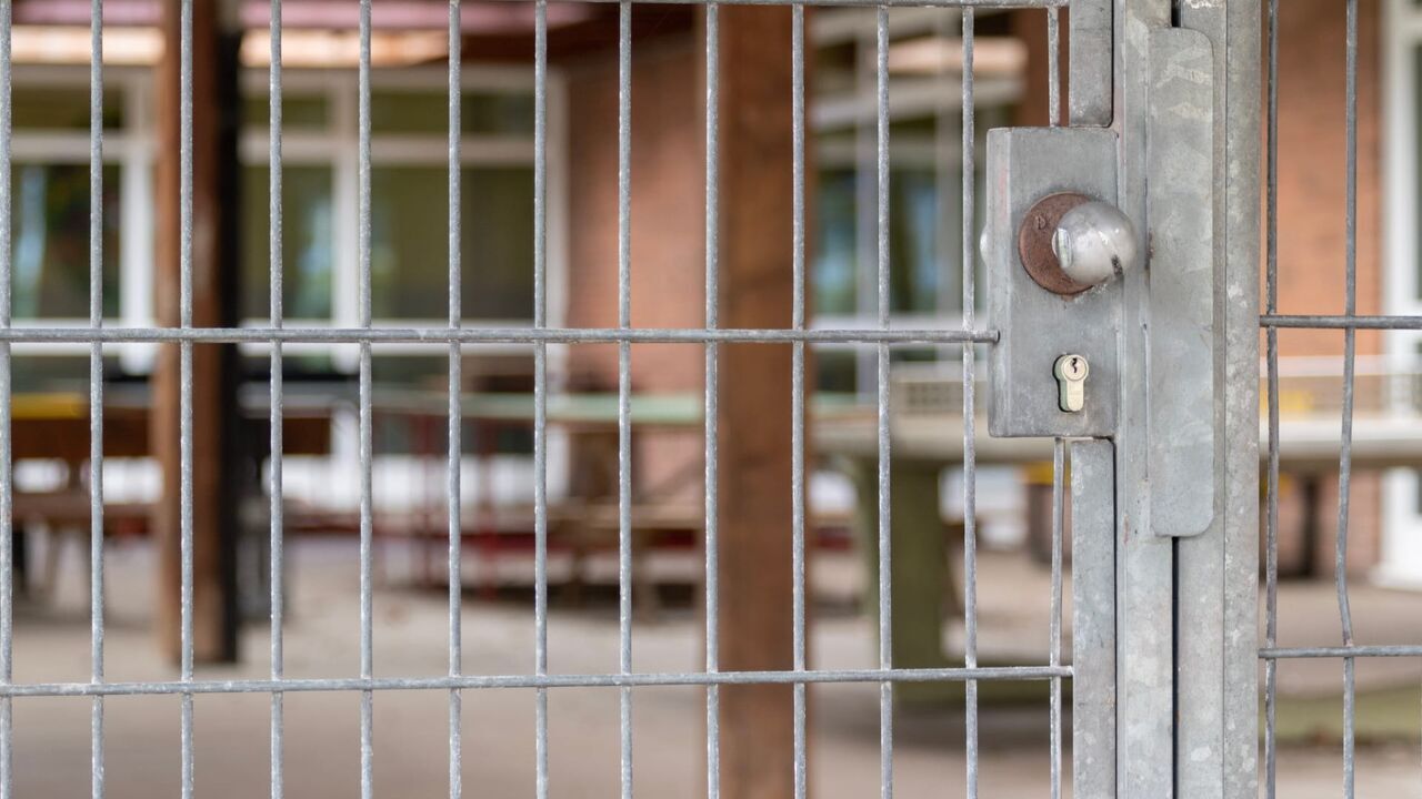 60 jours en prison
